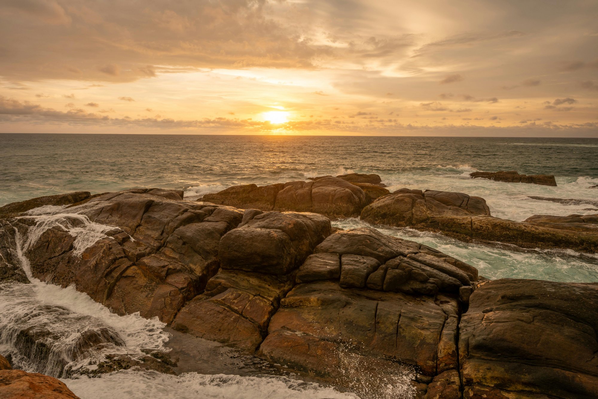 Romantic Sri Lanka sunset coast